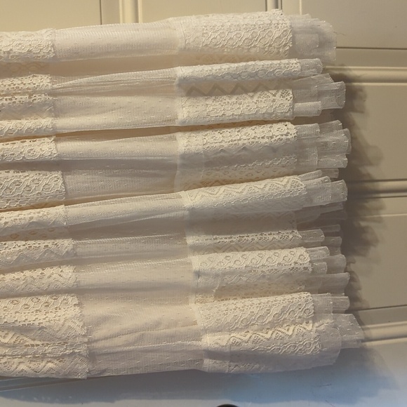 It's Pink - Ivory Lace - Tulle Mini - Size Medium - Picture 6 of 12